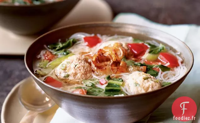 Soupe de Nouilles Bok Choy et Riz aux Boulettes de Dinde