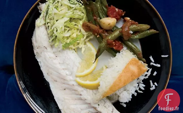 Branzino Cuit au Sel avec Agrumes, Fenouil et Herbes