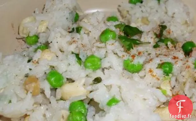 Riz à la Coriandre à la Noix de Coco Avec Petits Pois et Noix de Cajou