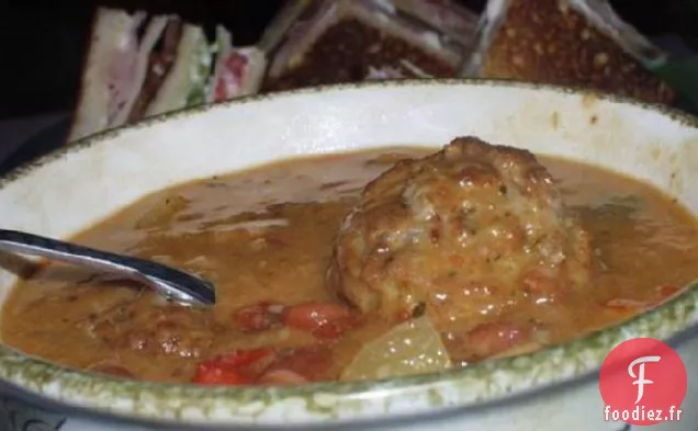 Soupe de Pâtes et Boulettes de Viande