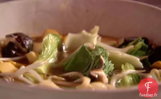 Soupe de Nouilles pour les personnes Dans le Besoin