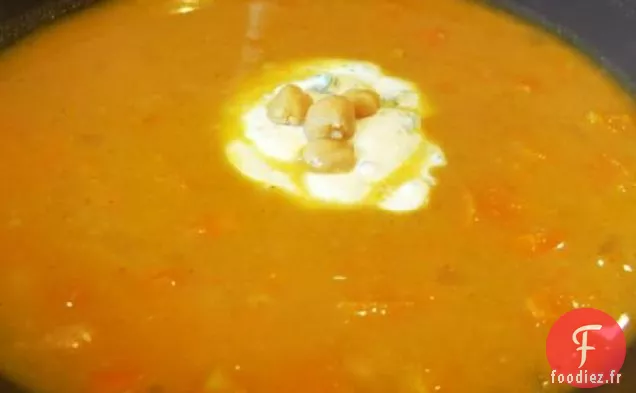 Soupe Marocaine de Patates Douces et Pois Chiches
