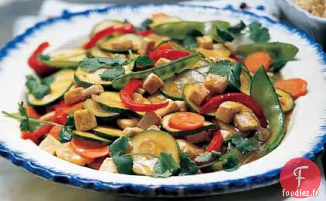 Sauté de Légumes du Jardin au Tofu et Riz Brun