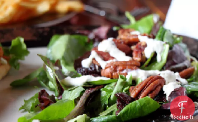 Salade de Fromage Aux Cerises