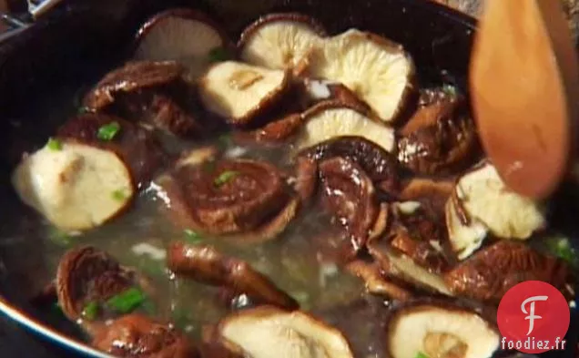 Soupe de Champignons Shiitake et Miso Copieuse
