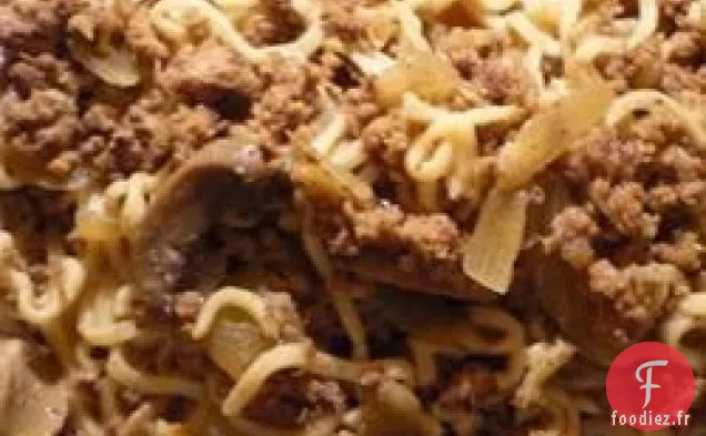 Soupe de Nouilles au Bœuf Asiatique Rapide