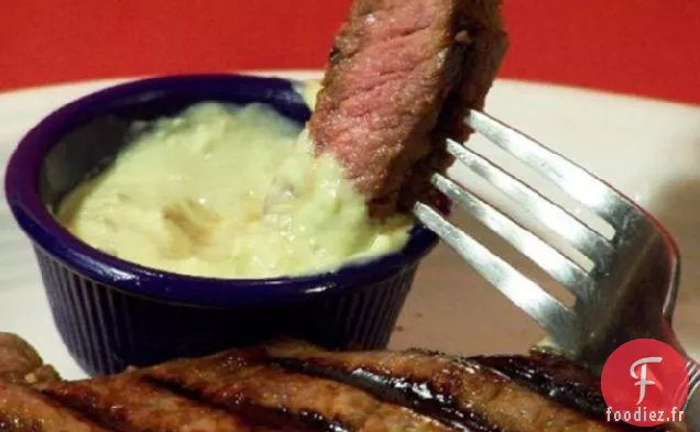 Steaks Grillés Au Guacamole Au Raifort