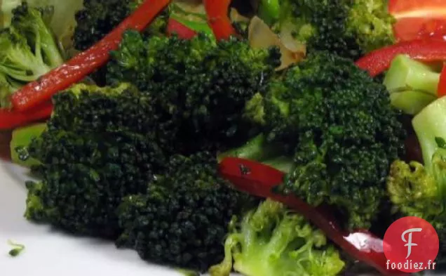 Sauté de Brocoli et de Poivron Rouge