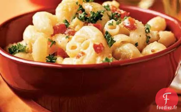 Cavatappi au Fromage avec Oignons et Poivrons