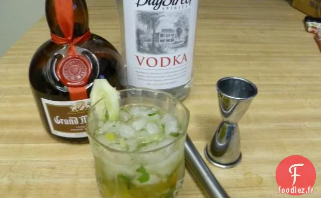 Cocktail de Concombre, Kumquat et Vodka à la Menthe