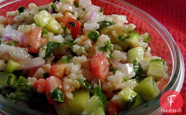 Salade de Fraises avec Vinaigrette aux Graines de Pavot
