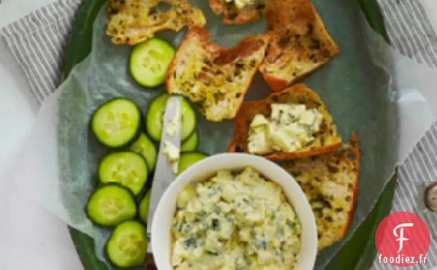 Salade d'Oeufs au Concombre et au Basilic