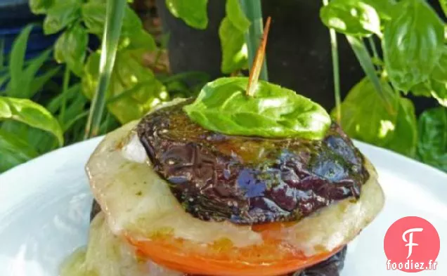 Sandwichs aux aubergines Avec Fromage de Chèvre, Tomate et Basilic