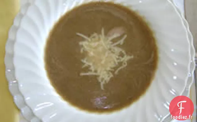 Soupe à l'Ail Rôti et aux Aubergines