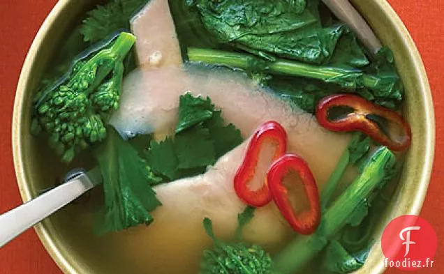 Rabe de Brocoli et Jambon dans un Bouillon de Gingembre