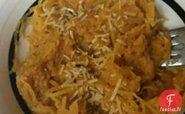 Courge Spaghetti à la Sauce Crémeuse à la Citrouille