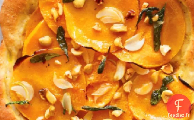 Pizza à la Courge Musquée avec Pâte aux Noisettes