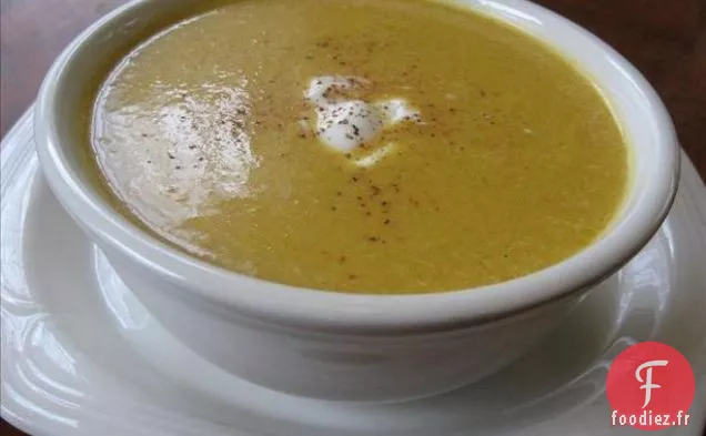 Soupe Sucrée À La Courge Et Aux Pommes
