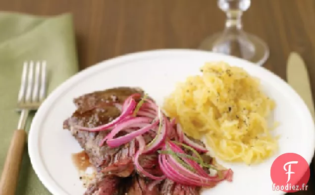 Jupe Steak avec Oignon Mariné et Courge Spaghetti