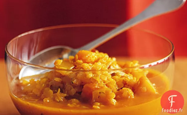 Soupe au Curry aux Lentilles Rouges et à la Courge