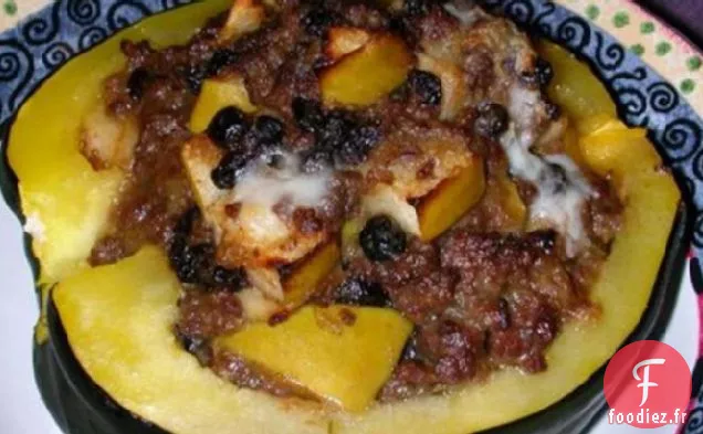 Moitiés de Courge de Gland Farcies au Bœuf Haché et aux Pommes