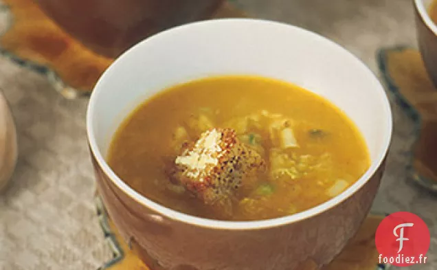 Soupe de Courge au Gingembre et Croûtons de Parmesan