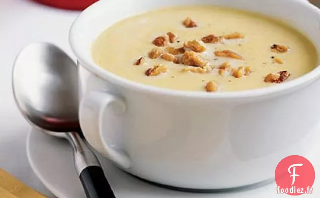 Soupe de Courge Musquée aux Noix Grillées