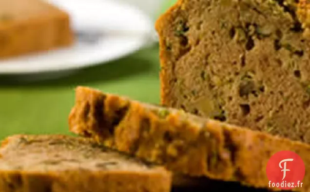 Récolte du Pain aux Courgettes