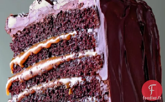 Gâteau Au Chocolat à Six Couches au Caramel Salé