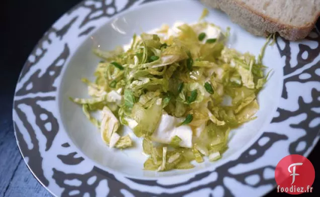 Salade De Choux De Bruxelles Et Céleri Râpés