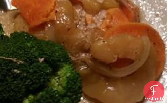 Côtelettes de Porc aux Pommes, Oignons et Patates Douces