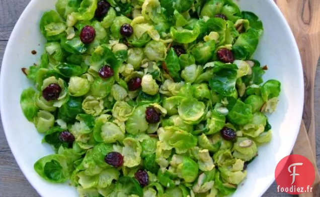 Salade de Feuilles de Chou de Bruxelles