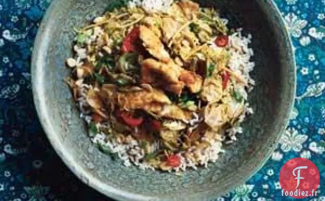 Poulet Asiatique Épicé Aux Choux De Bruxelles