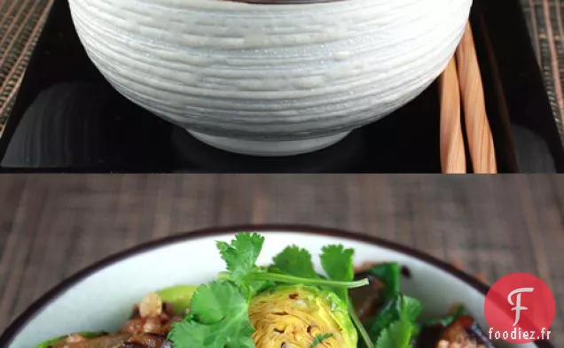 Les Choux De Bruxelles Sautés De Food Gal Et Le Porc Aux Haricots Noirs