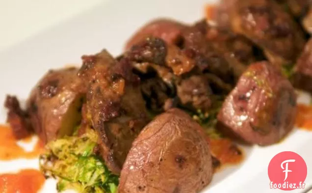 Foies de Poulet Glacés à la Marmelade d'Agrumes avec Pommes de Terre Rôties et Choux de Bruxelles Croustillants
