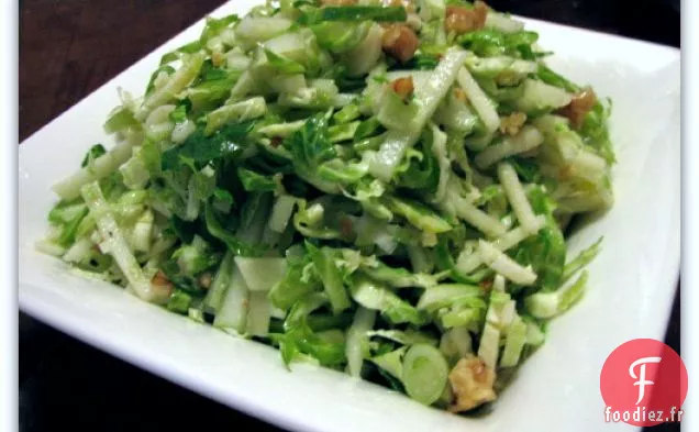 Salade De Chou De Bruxelles Aux Pommes Et Aux Noix
