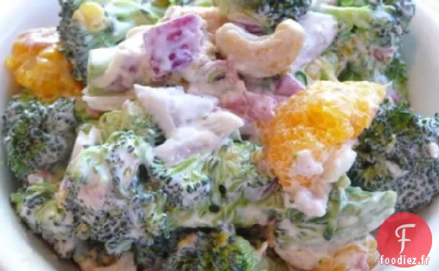 Salade de Brocoli Aux Mandarines et Noix de Cajou