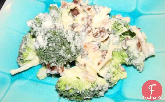 Salade de Brocoli de Tante Bobbie