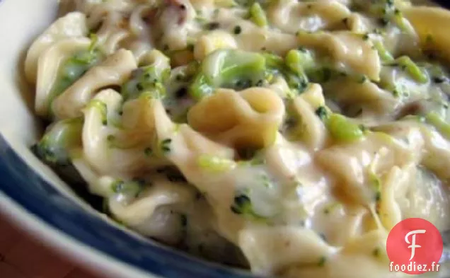 Brocoli - Nouilles au Parmesan