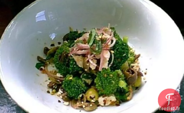 Salade de Brocolis, Olives Vertes et Tomates Séchées de Carianne