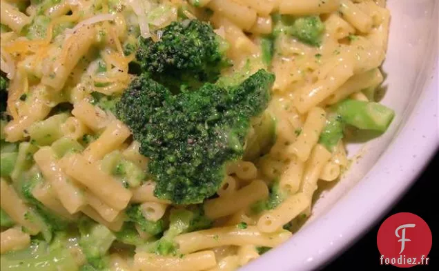 Macaroni au Brocoli Tout-en-Un et Fromage