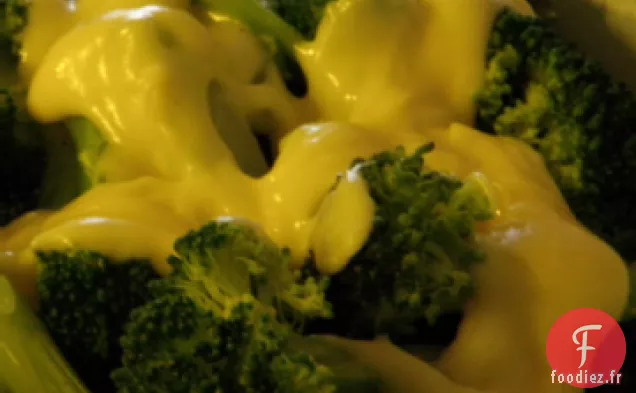 Brocoli à la Vinaigrette au Cheddar