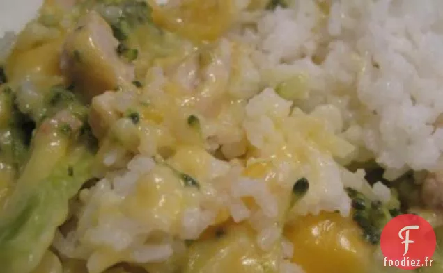 Casserole de Riz au Brocoli au Poulet et au Fromage