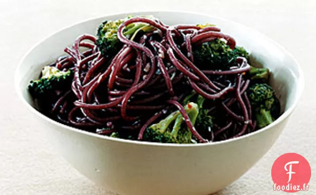Spaghetti au Vin Rouge avec Brocoli