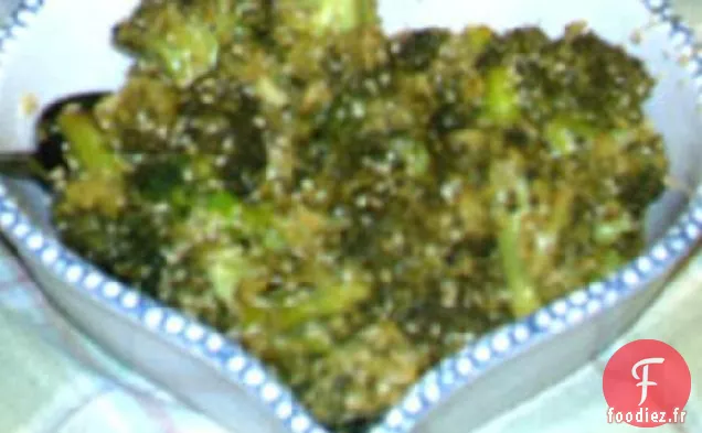 Salade de Brocoli Rôti au Sésame
