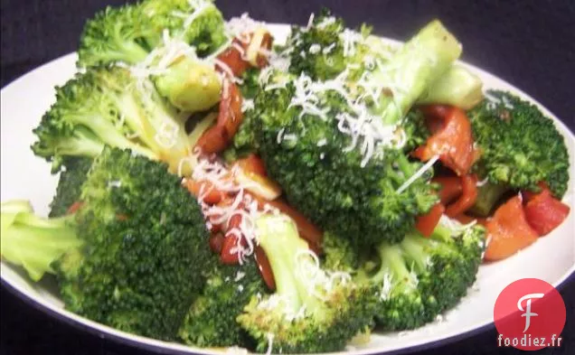 Brocoli au Fromage et Garniture de Bacon