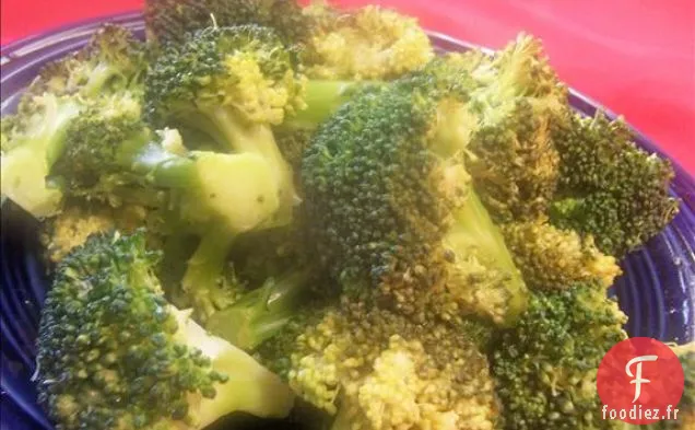 Brocoli À La Sauce Au Citron