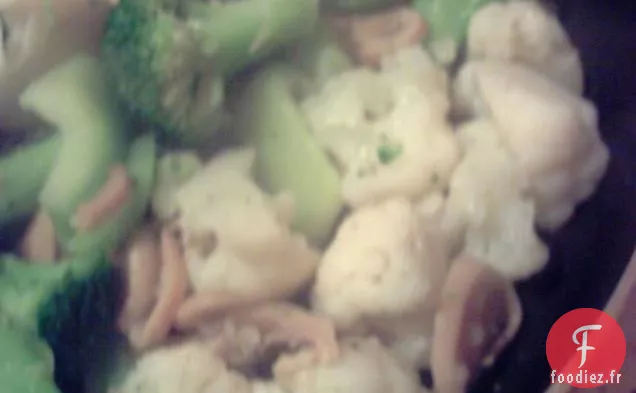 Nouilles Yakisoba Avec un Coup de Pied (Végétarien)