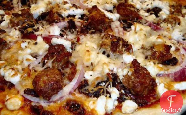 Pizza Chorizo Auberge, Fromage de Chèvre et Oignon - Croûte Fine