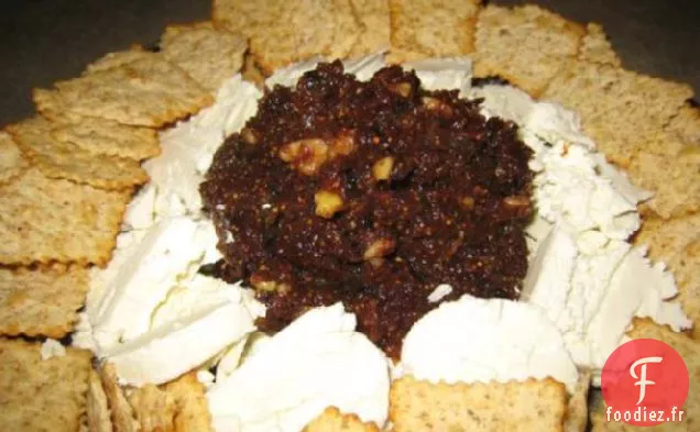 Tapenade De Noix et Figues Au Fromage De Chèvre
